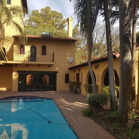 Airport Tower Lodge Kempton Park Exterior photo