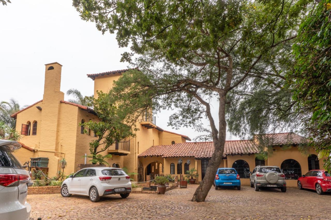 Airport Tower Lodge Kempton Park Exterior photo
