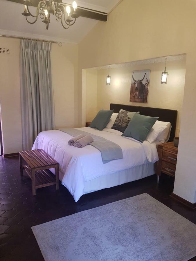 Airport Tower Lodge Kempton Park Exterior photo
